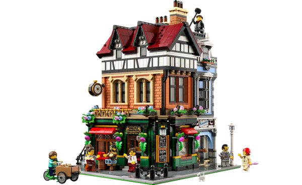 10350 | LEGO® ICONS™ Tudor Corner Discount